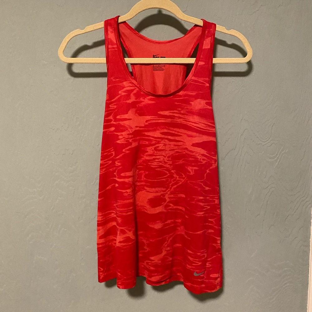 NIKE | Red workout tank!
